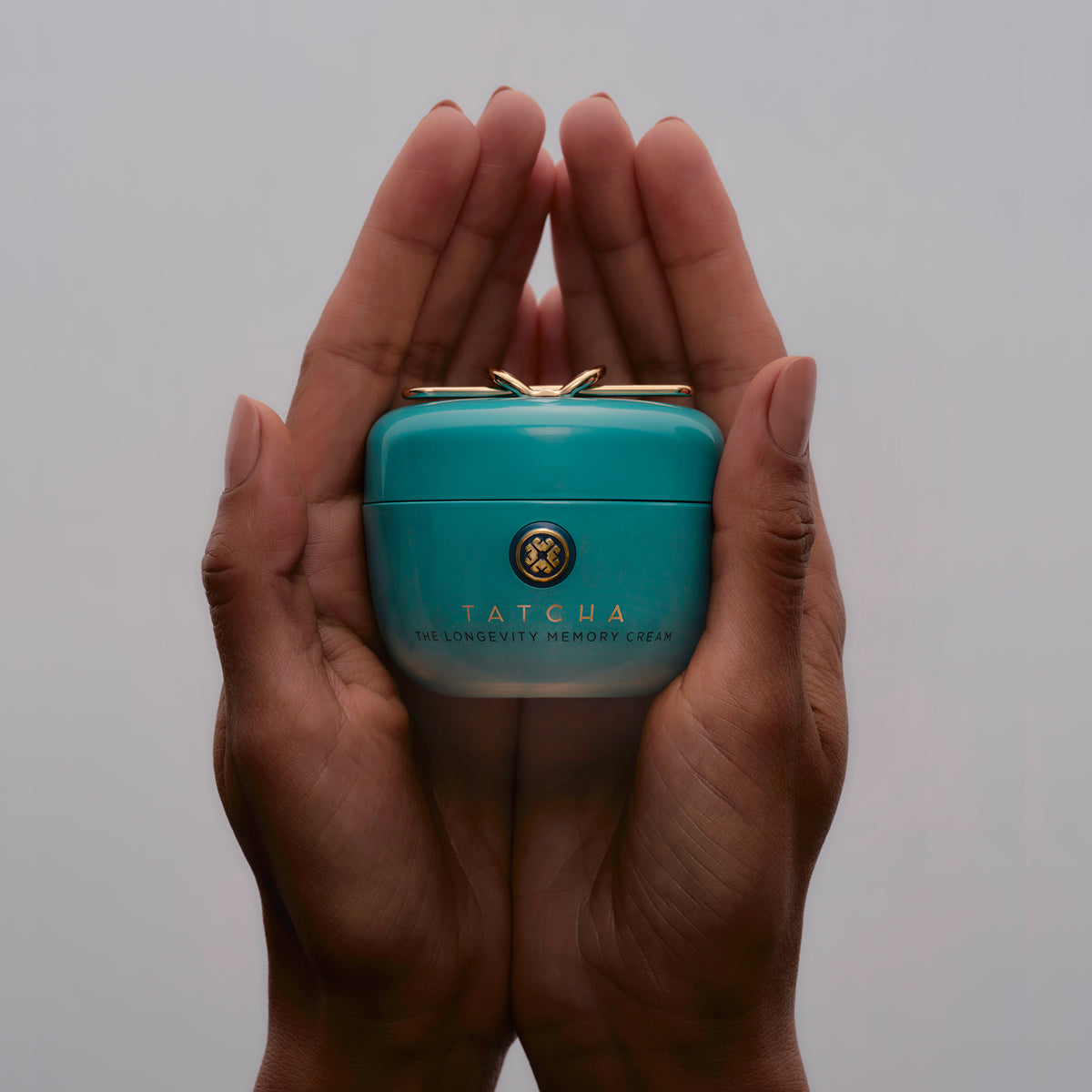 LongevityMemoryCream-Aug26-Ppage-HandHold.jpg